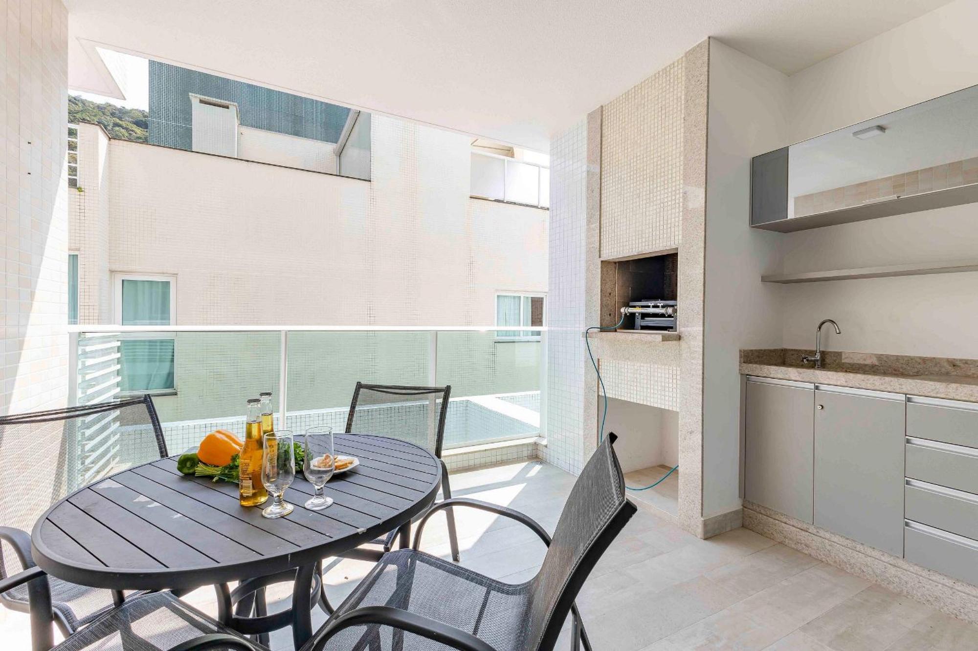 Varandas do Atlântico, Esplêndido Apartamento em Condominio Frente Mar com Piscina Climatizada - 3 quartos 6 pessoas Bombinhas Exterior foto