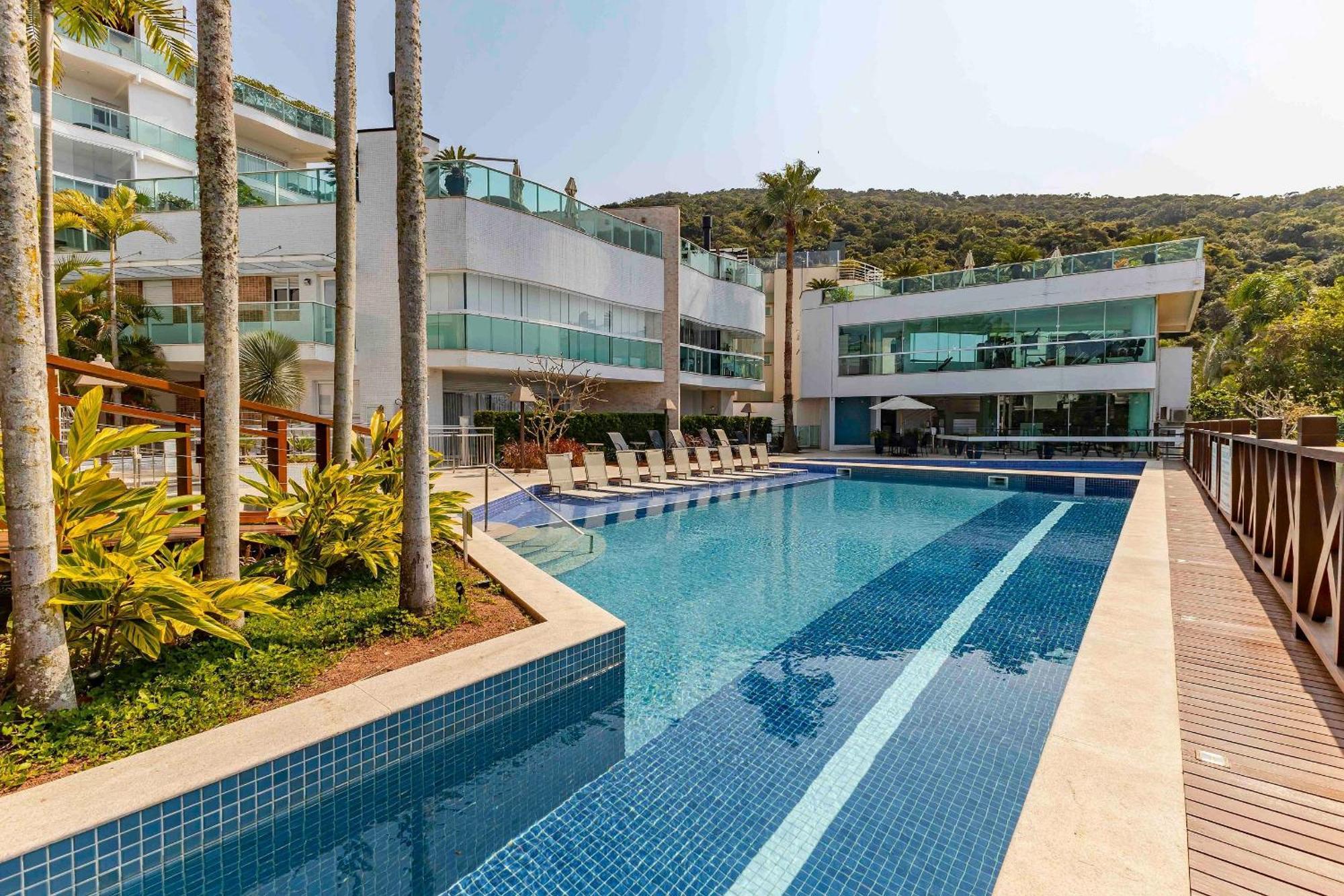 Varandas do Atlântico, Esplêndido Apartamento em Condominio Frente Mar com Piscina Climatizada - 3 quartos 6 pessoas Bombinhas Exterior foto